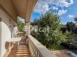 Casa (xalet / torre), 229.00 m², Calle Pinatell