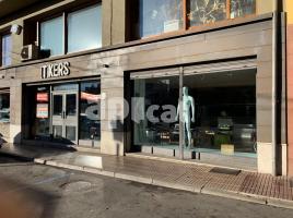 For rent business premises, 250.00 m², Calle Major, 55