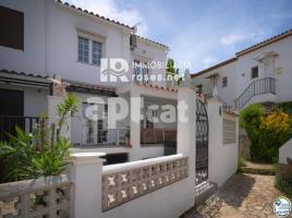 Houses (terraced house), 118 m², Zona