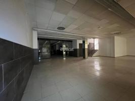 For rent business premises, 1500.00 m²