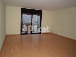 Houses (terraced house), 245.00 m², near bus and train, almost new