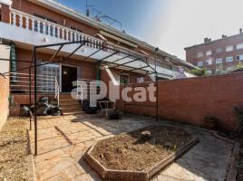 Houses (terraced house), 251 m², Zona