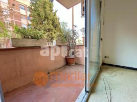 Pis, 90.00 m², prop de bus i tren, Calle de Monturiol