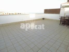 Piso, 60 m², seminuevo, Zona