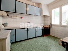  (), 290.00 m²