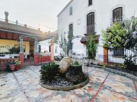 Mieten  (masia), 650.00 m², Calle Massana