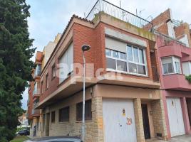  (unifamiliar adossada), 258.00 m², Calle dels Castellers