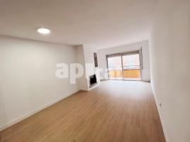 Pis, 137.00 m², prop de bus i tren, Calle Angel Guimerà, 63