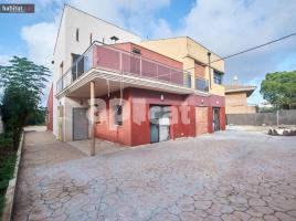 Casa (unifamiliar aïllada), 481.00 m², prop de bus i tren, seminou