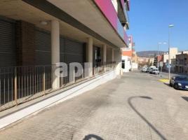 Local comercial, 99.00 m², --