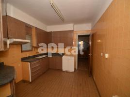 Casa (unifamiliar aïllada), 259.00 m², prop de bus i tren