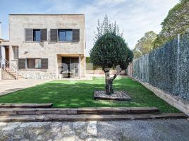 Casa (unifamiliar aïllada), 215.00 m², prop de bus i tren, La Llacuna