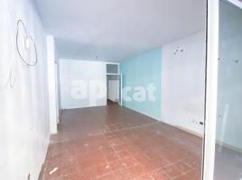 Pis, 106.00 m², prop de bus i tren, Centre