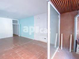 Pis, 106.00 m², prop de bus i tren, Centre