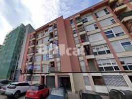 Flat, 69.00 m², near bus and train, Centre