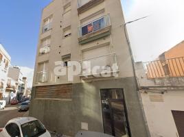 Flat, 56.00 m², near bus and train