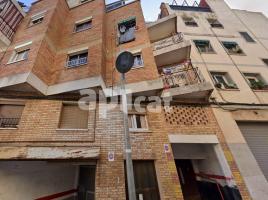 Flat, 96.00 m², near bus and train