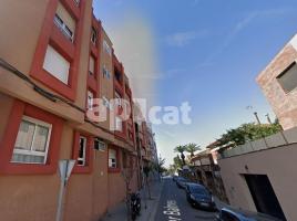 Piso, 94.00 m², cerca de bus y tren