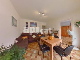 Piso, 85.00 m², cerca de bus y tren, Llevant