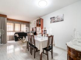 Piso, 84.00 m², cerca de bus y tren,  (Girona) 