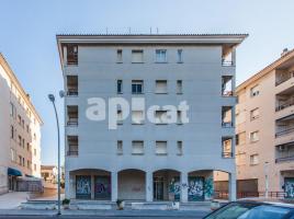 Piso, 60.00 m², cerca de bus y tren