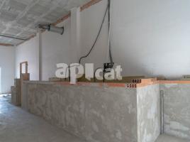 Lloguer local comercial, 76.00 m²