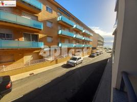 Apartament, 52.00 m², near bus and train, almost new, L'Ampolla