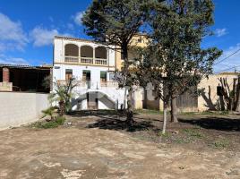 Houses (detached house), 401.00 m², near bus and train, Torroella de Fluvià