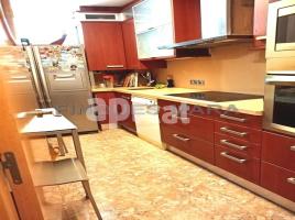 Duplex, 156.00 m², near bus and train, almost new, Centro-Muntanyeta