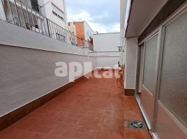 Piso, 91.00 m², cerca de bus y tren