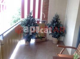 Flat, 185.00 m², near bus and train