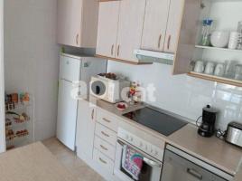 Apartament, 62.00 m², prop de bus i tren