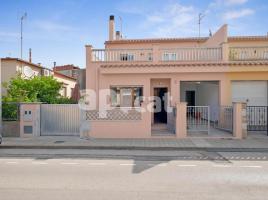 Casa (unifamiliar aïllada), 249.00 m², prop de bus i tren, Vilafant