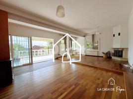  (unifamiliar aïllada), 289.00 m², حافلة قرب والقطار, Begues