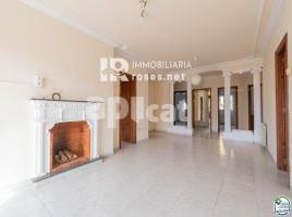 Apartament, 111 m², Zona