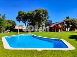 Houses (detached house), 550 m², Zona