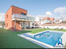 Casa (xalet / torre), 205.00 m², Calle Mas del Toni