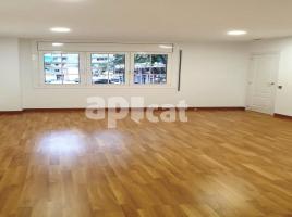 Pis, 85.00 m², près de bus et de métro, presque neuf, Calle de Bailèn