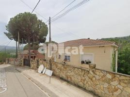 Houses (detached house), 91.00 m², near bus and train, almost new