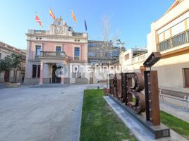 Piso, 84.00 m², cerca de bus y tren