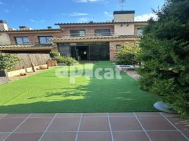 Casa (xalet / torre), 266.00 m², seminou, Calle Major