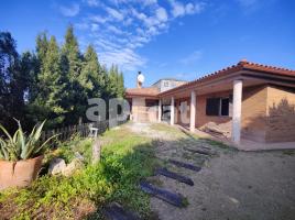 Houses (detached house), 227.00 m², near bus and train, almost new