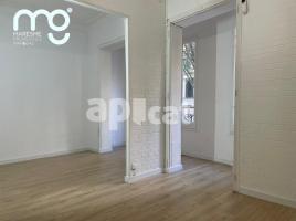 Flat, 76.00 m², near bus and train