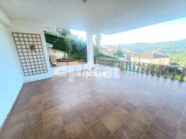 Houses (terraced house), 244.00 m², near bus and train, Can Llopard