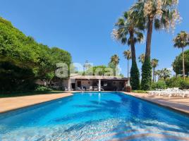  (casa rural), 696.00 m², حافلة قرب والقطار