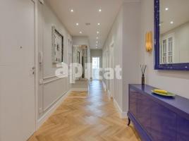 Piso, 122.00 m², cerca de bus y tren