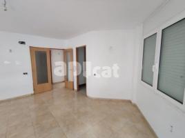 Piso, 73.00 m², cerca de bus y tren, seminuevo