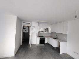 Flat, 76.85 m², near bus and train, new