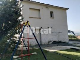 Houses (detached house), 162.00 m², near bus and train, almost new