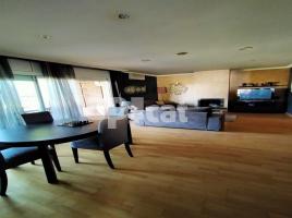 Casa (unifamiliar aislada), 310.00 m², cerca de bus y tren, nuevo